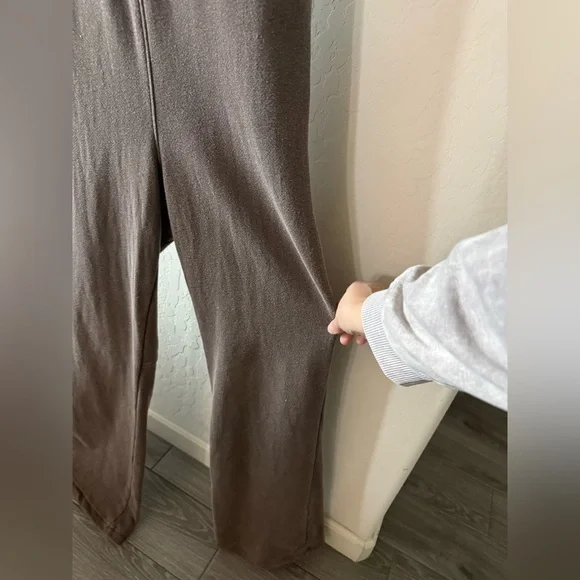 Free People Movement|Free spirit one piece,brown open back jumpsuit;flare leg••• - Picture 9 of 16